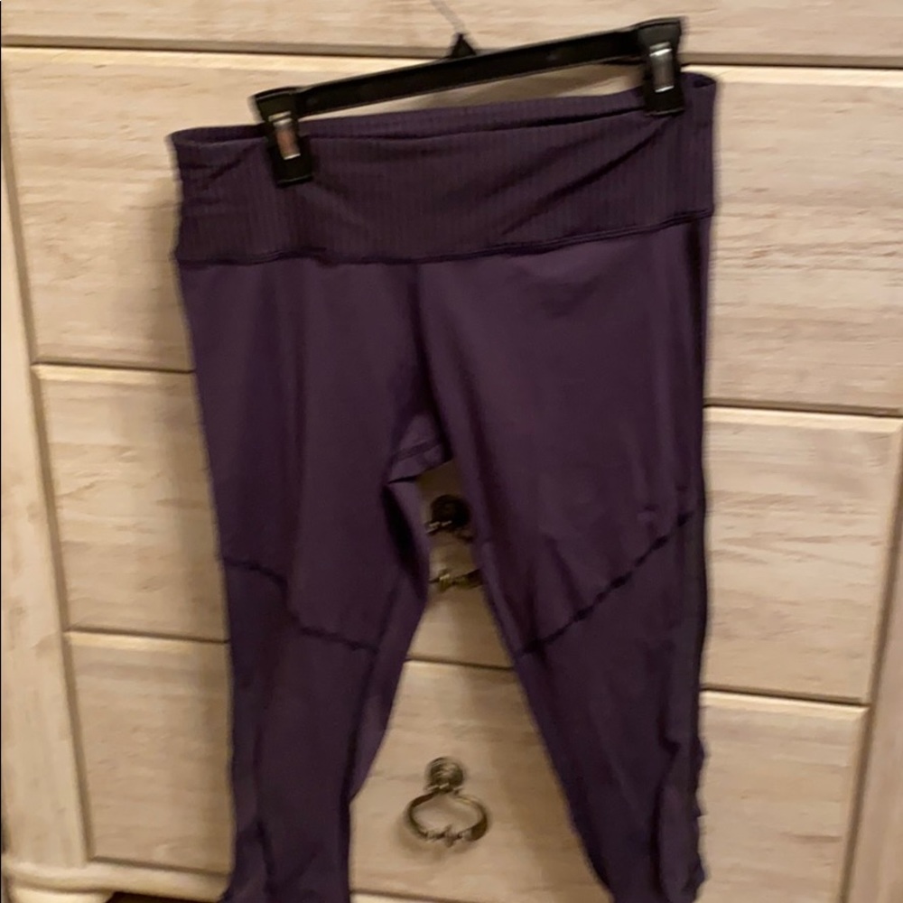 Lululemon crop leggings